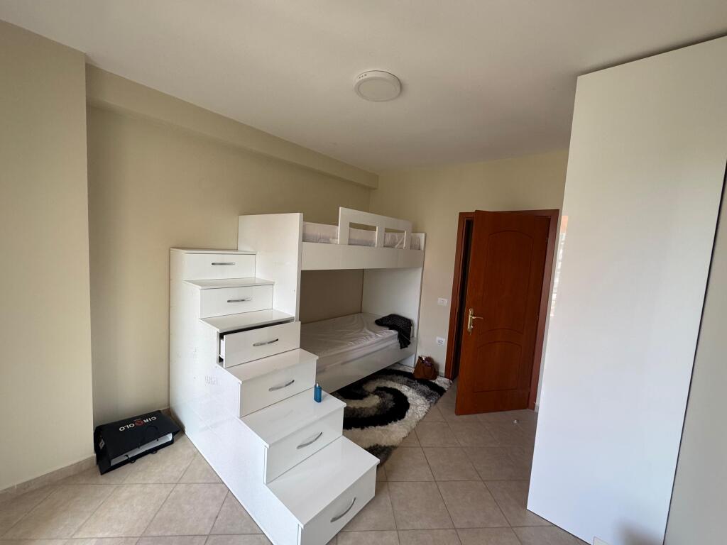 Apartament 2+1 per Qera ne Astir