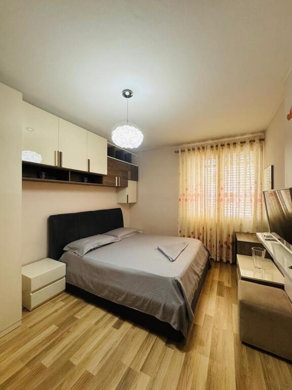 Apartament me qera 2+1 - 📍Rruga Mine Peza