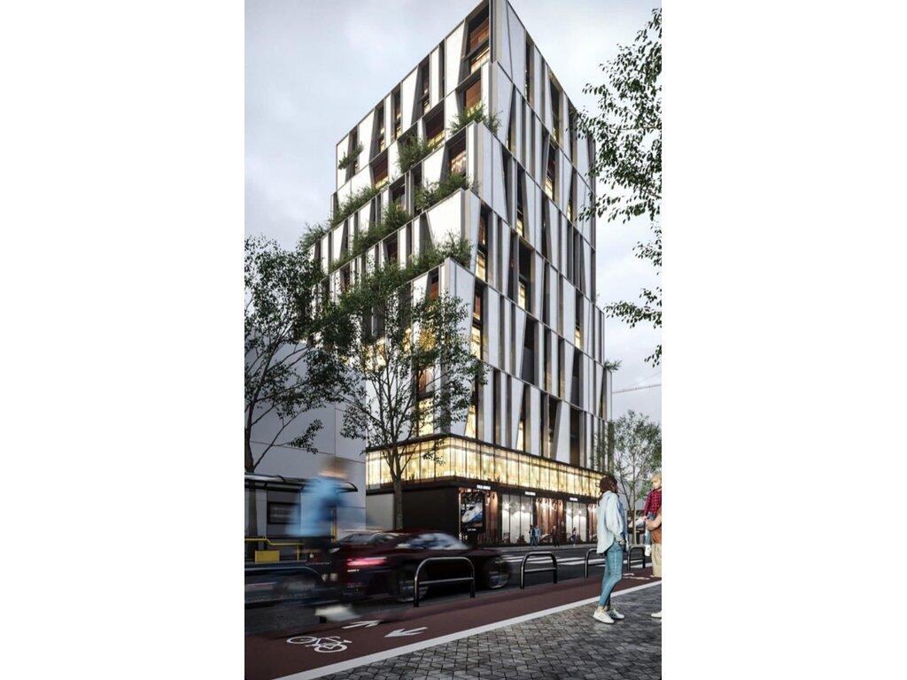 JEPET ME QIRA AMBJENT ZYRE  POST PARKIMI NË QENDËR TË TIRANËS –  KATI 12, PAMJE FANTASTIKE