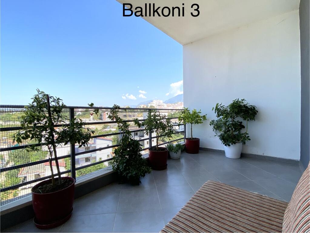 Appartamento di 110 m² in affitto al 4° piano, Shkoze, Tirana