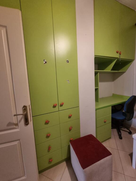 2+1,i mobiluar,misto mame me parkim cmimi 500 euro