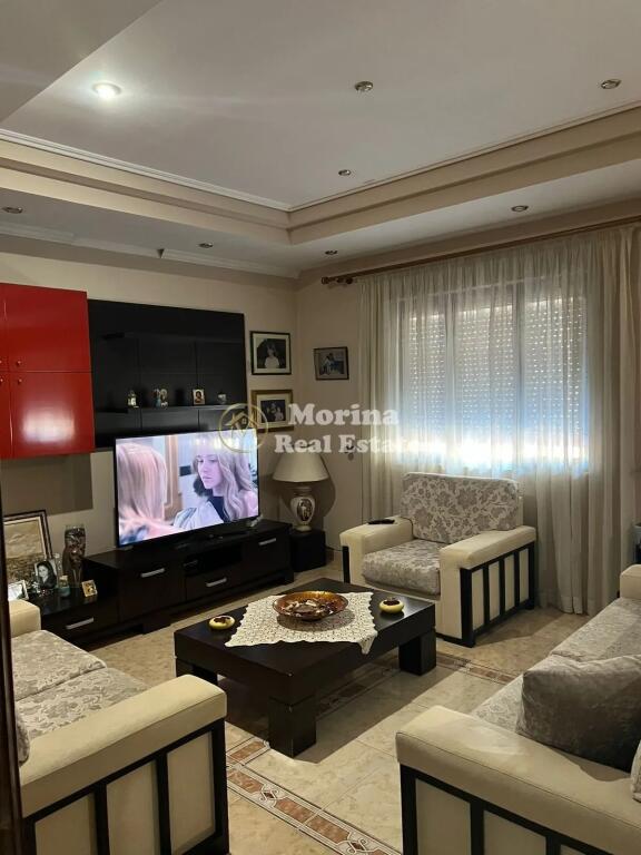 Affitto, Villa, 2+1, Xhamllik, 600 Euro/Mese