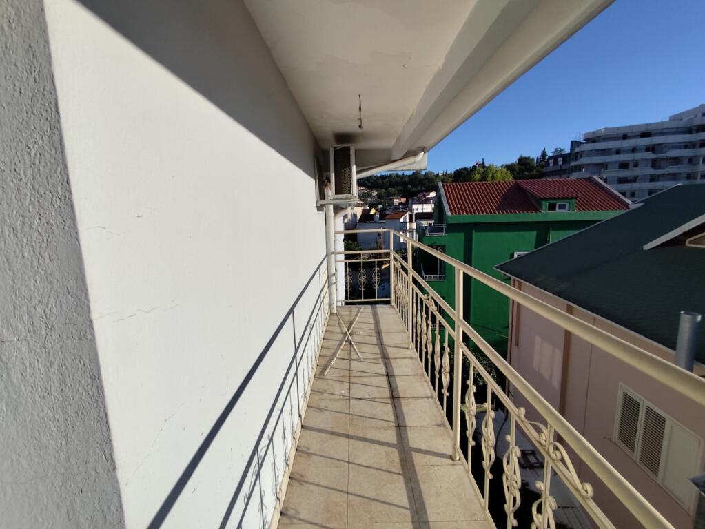 Vilë me Qira pranë Vilave Gjermane