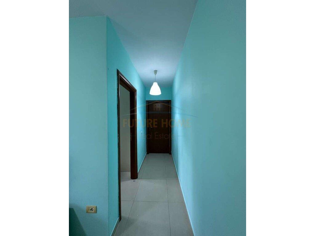 Qera, Apartament 2+1, Pazar i Ri