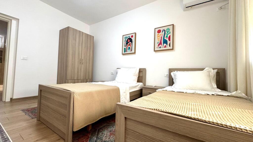 🏡 Jepet apartament 2+1 me qira ne Qendren e Tiranes