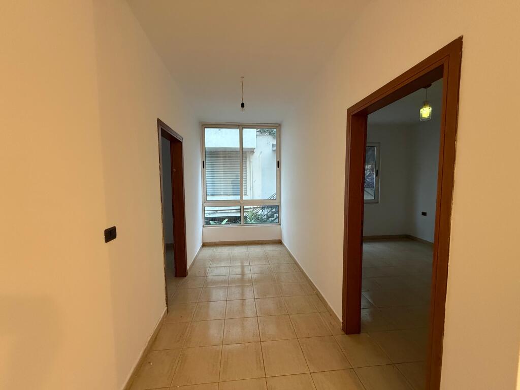 Shitet apartment 3+ 1 te mbi Kalimi Komunes 175 000