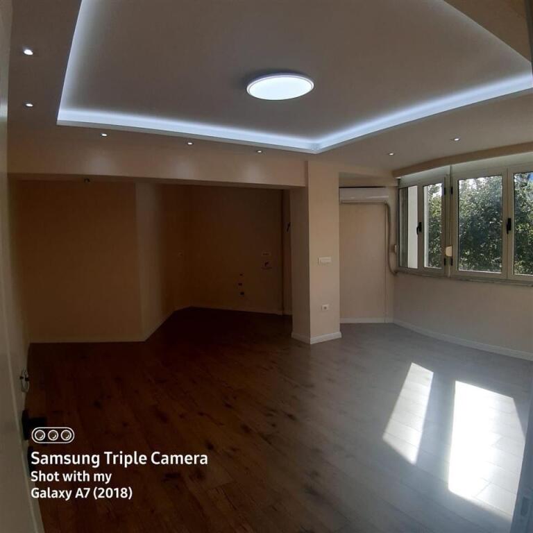 OFFICE FOR RENT 90 M2 CENTER 900 EURO