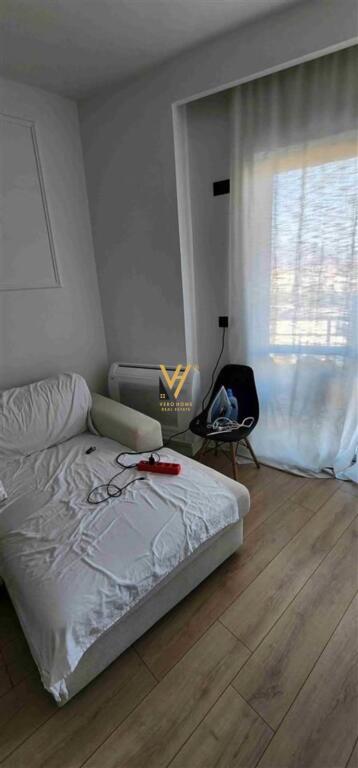 JEPET APARTAMENT 1+1+BLK ME QERA TE CASA ITALIA 500 EURO