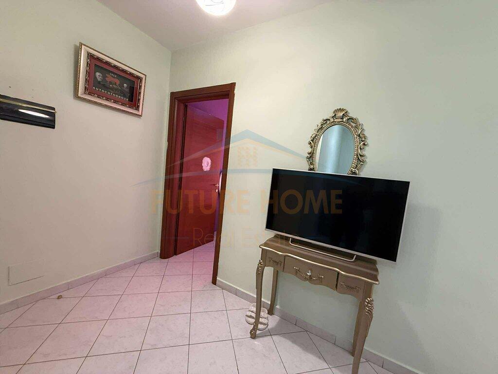 Shitet , Apartament 1+1 , Misto Mame, Tiranë UNA58566