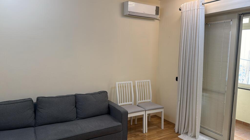 Apartament 1+1 per qira, Mine Peza