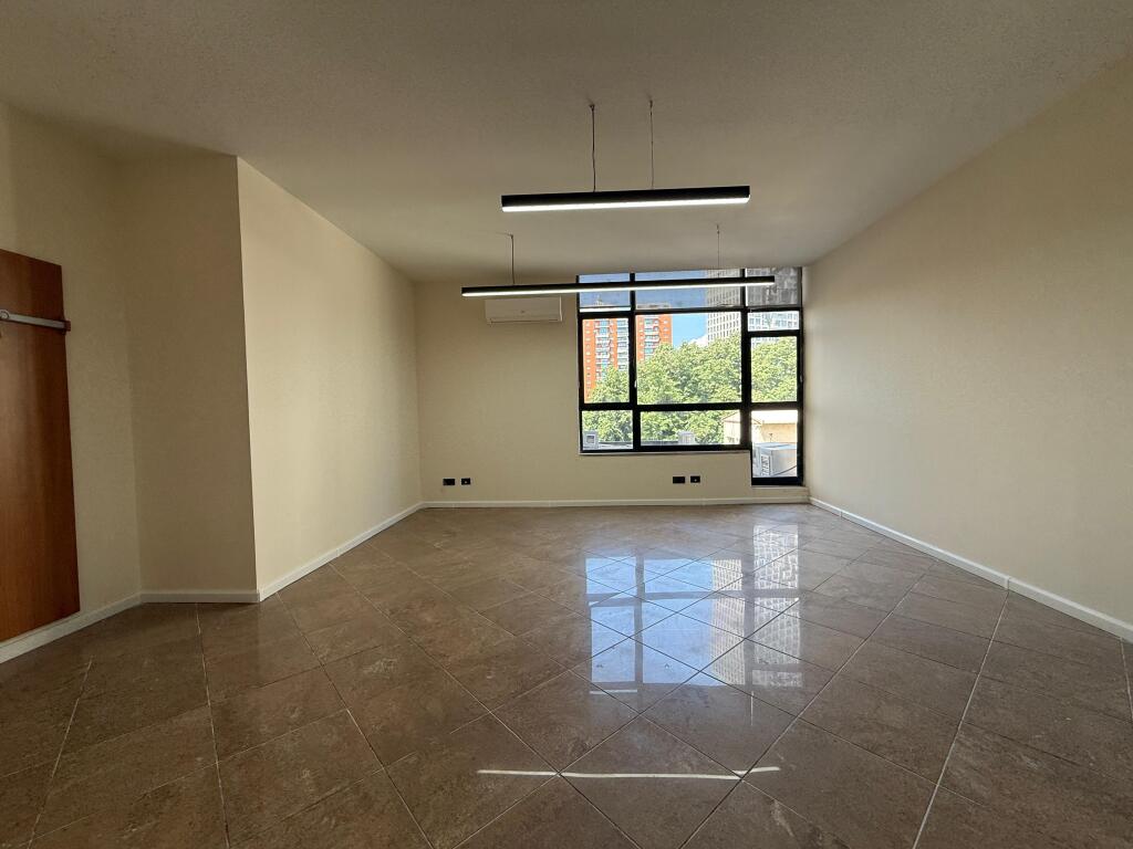 Ambient Multifunksional me Qira – Vendndodhje Premium!