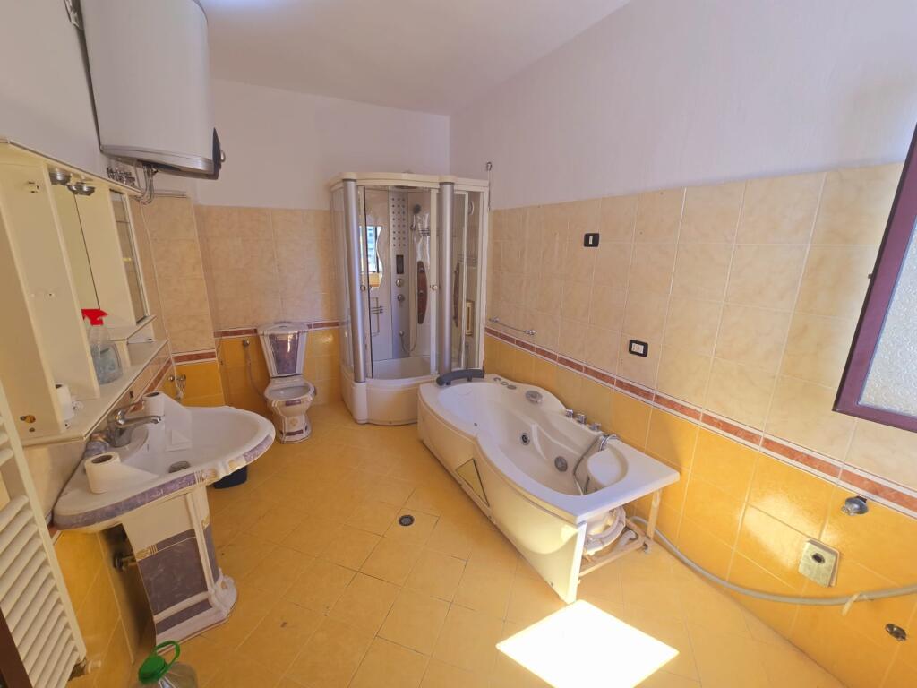 APARTAMENT 2+1 PER SHITJE PRANE ZONES SE KAZAZIT, DR
