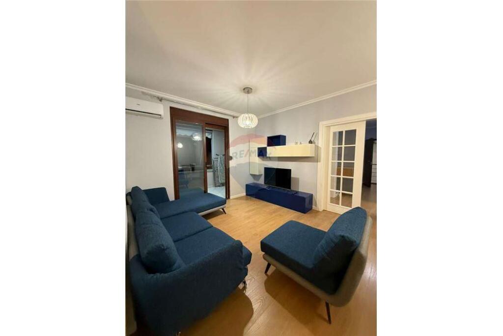 Apartament 1+1+ Post parkimi Myslym Shyr
