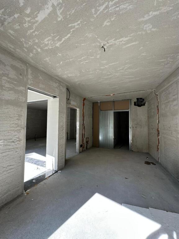2+1 APARTMENT WITH PARKING FOR SALE NEAR AIR ALBANIA STADIUM