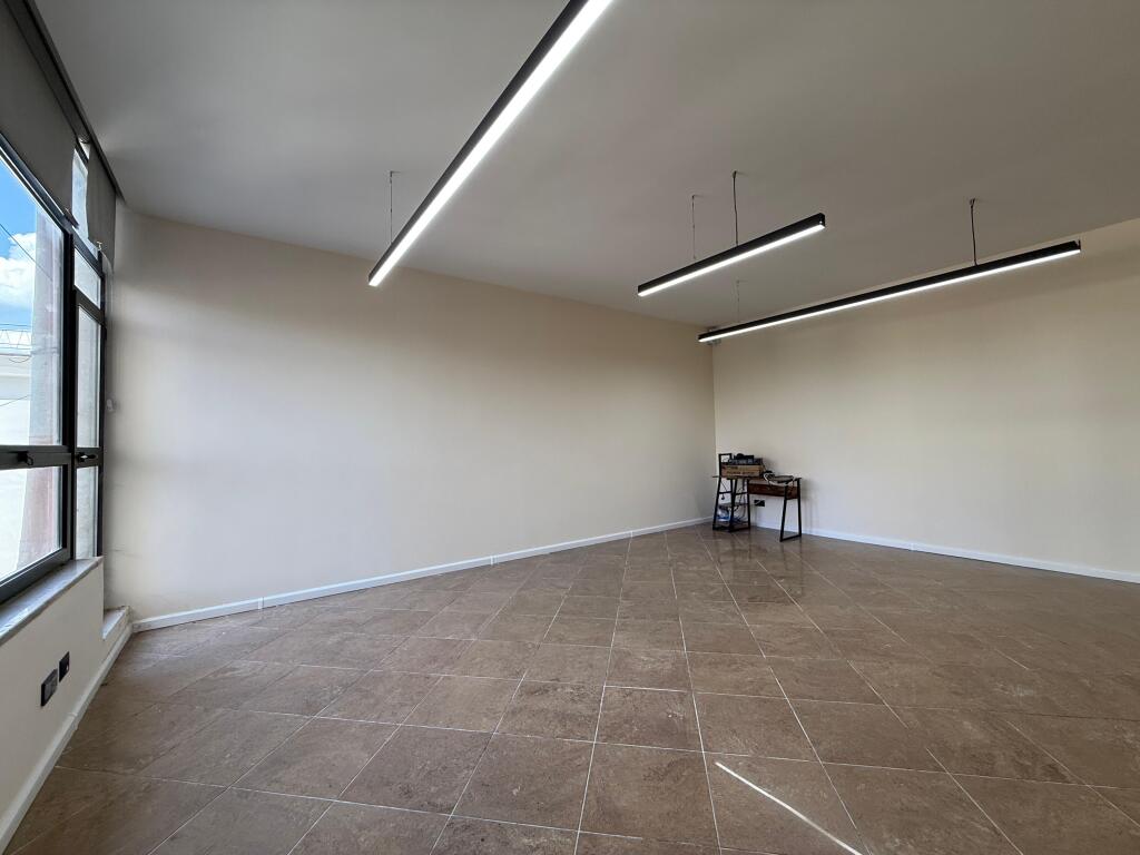 Ambient Multifunksional me Qira – Vendndodhje Premium!