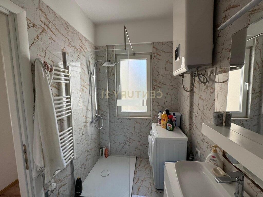 OFFERED APARTMENT 2+1+2 PARKING SPACES, AT DRY LAKE