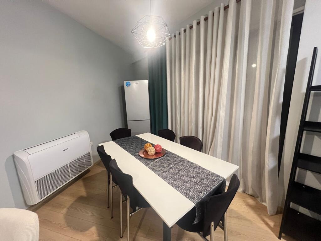 Jepet ne qira 2+1 ASTIR TE OASIS RESIDENCE 600 mije leke