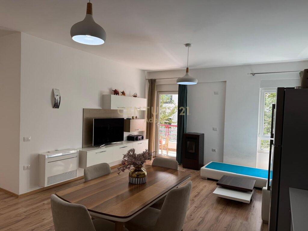 OFFERED APARTMENT 2+1+2 PARKING SPACES, AT DRY LAKE