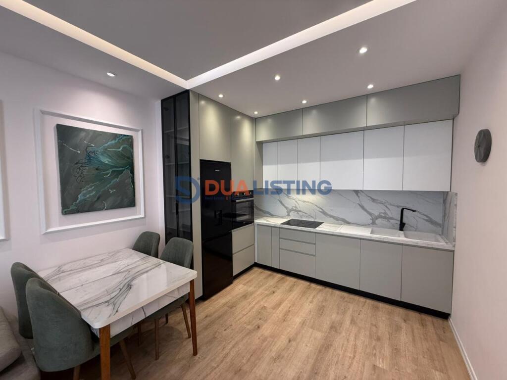 QIRA APARTAMENT MODERN 2+1+POST PARKIMI TE REZIDENCA ERLI, TIRANË