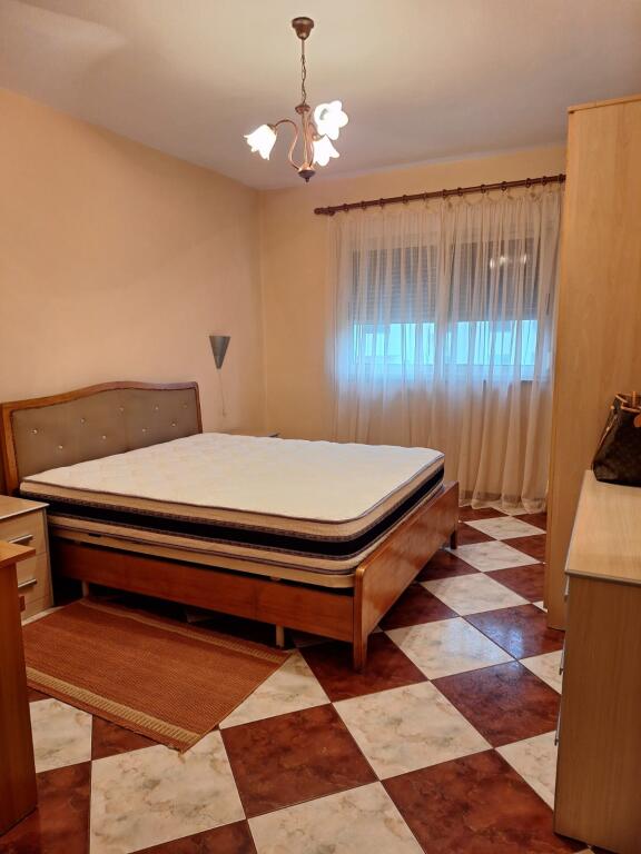 apartament 2+1 me qira tek “Stadiumi Dinamo”