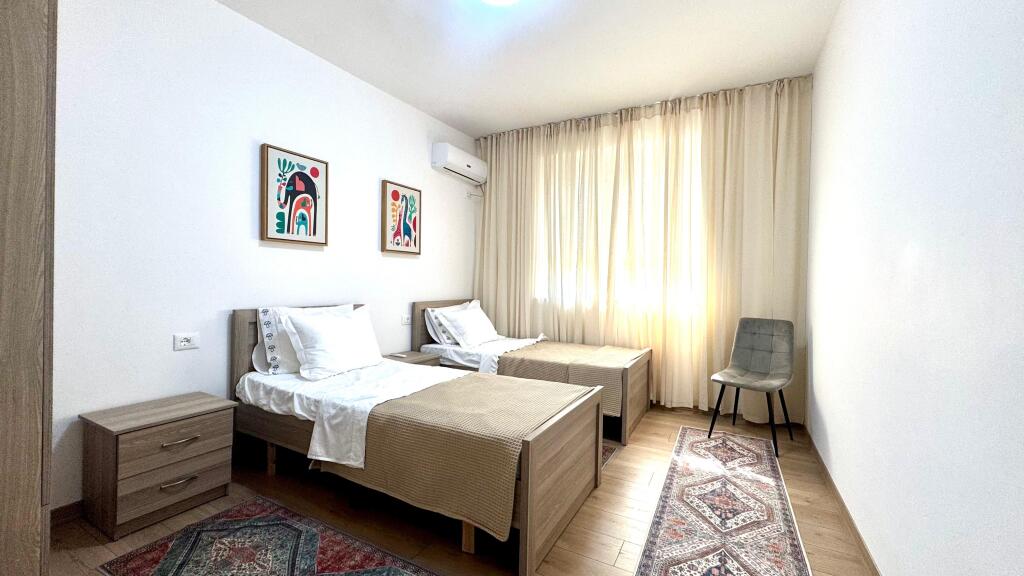 🏡 Jepet apartament 2+1 me qira ne Qendren e Tiranes