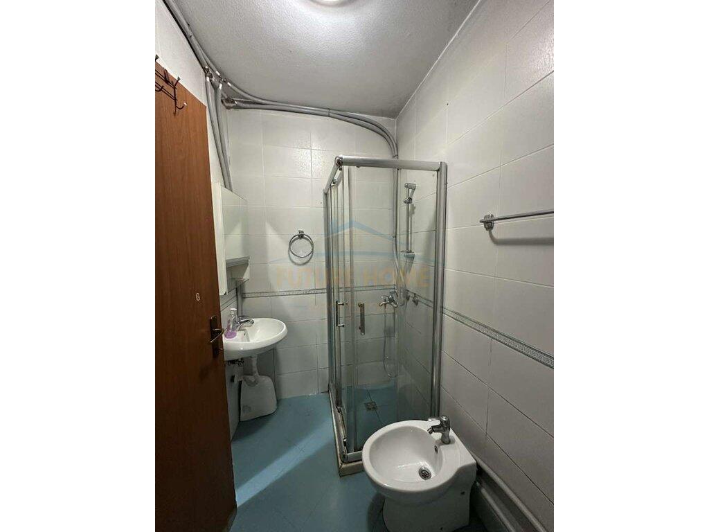 Qera, Apartament 2+1, Pazar i Ri