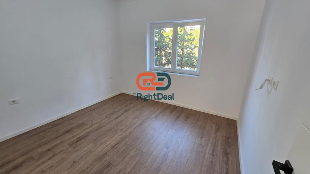 Ne Don Bosko, Shitet Apartament 1+1 I Sapo Investuar !!!