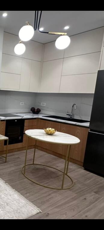 Apartament me qera 1+1