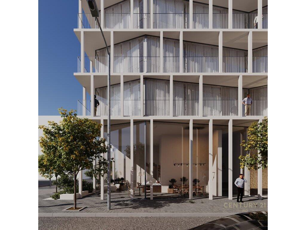 Apartament 2+1+2 per shitje te Shkolla e Kuqe