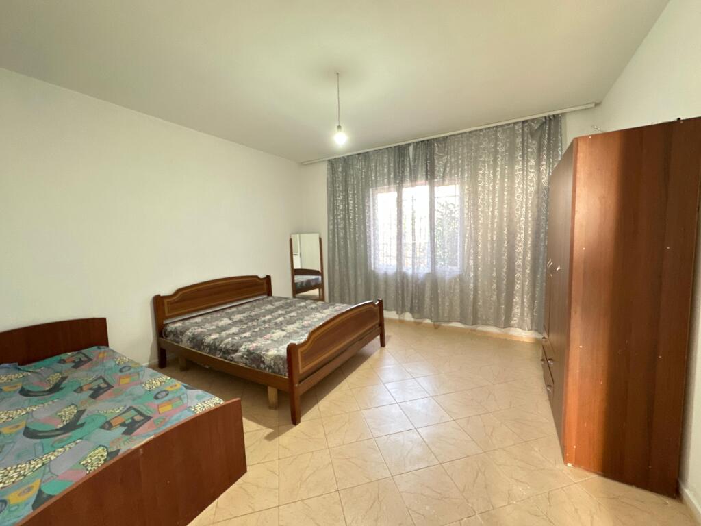 📣 AFFITTO Casa Privata 👉 Tipologia 2+1📍 Via 5 Maji, Vicino al Caffè Deta ✨