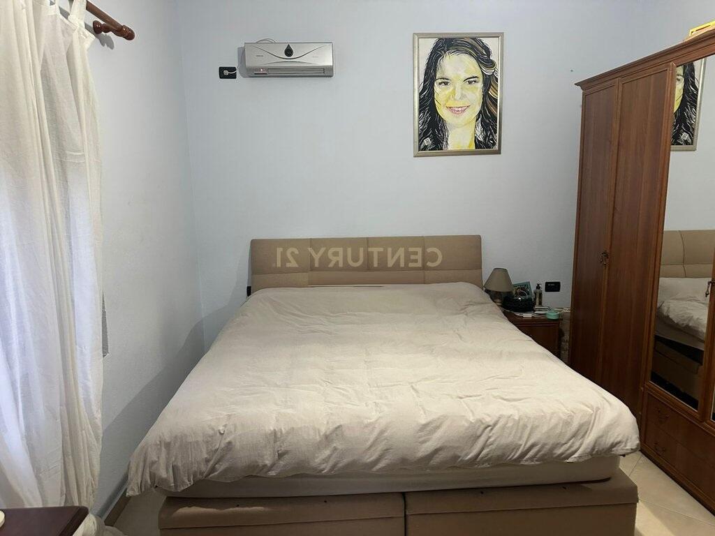 AFFITTASI APPARTAMENTO 2+1+2 IN VIA GRAMOZ PASHKO