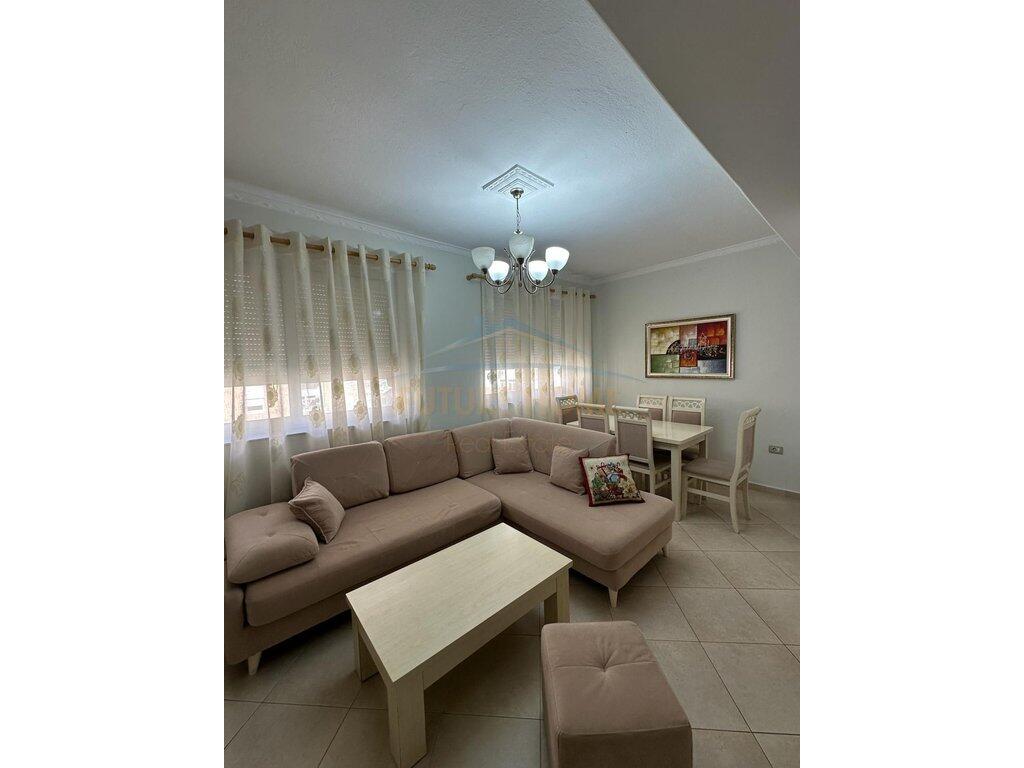 Qera, Apartament 2+1, Pazar i Ri