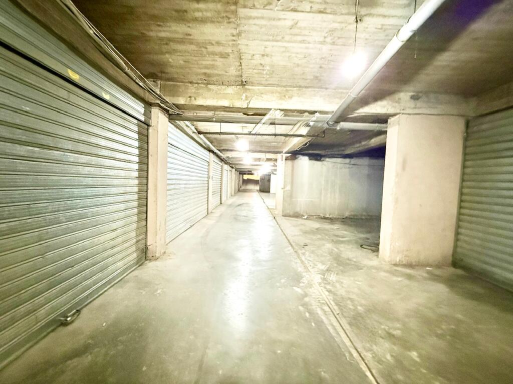 SUPER APARTAMENT 2+1 PER QERA NE ASTIR