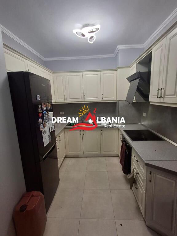 Apartament 1+1 ne Shitje, Kompleksi Kontakt Rruga Forsina Plaku .(41111164)