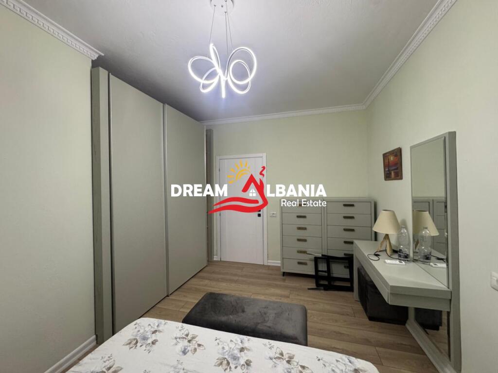 Appartamento 3+1+2wc in affitto vicino al Tribunale Distrettuale a Tirana (ID 4231477 )