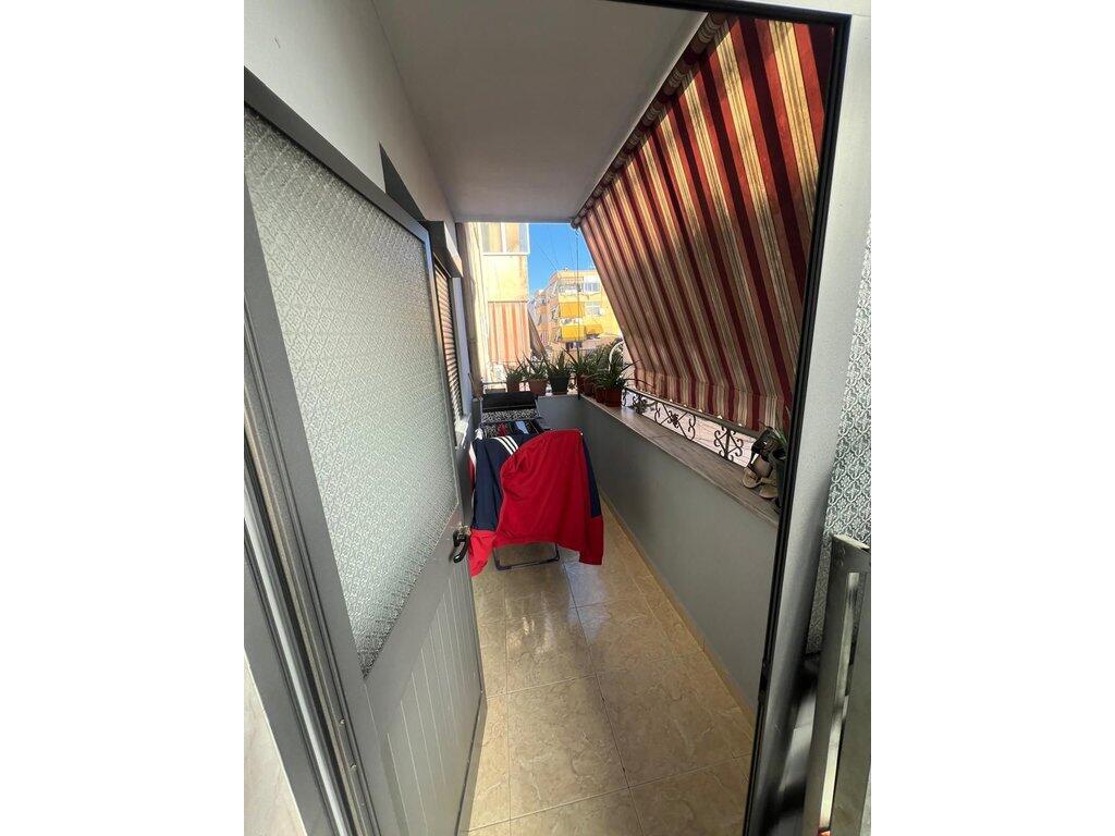 Apartament 2+1 me qira në zonën Vasil Shanto!