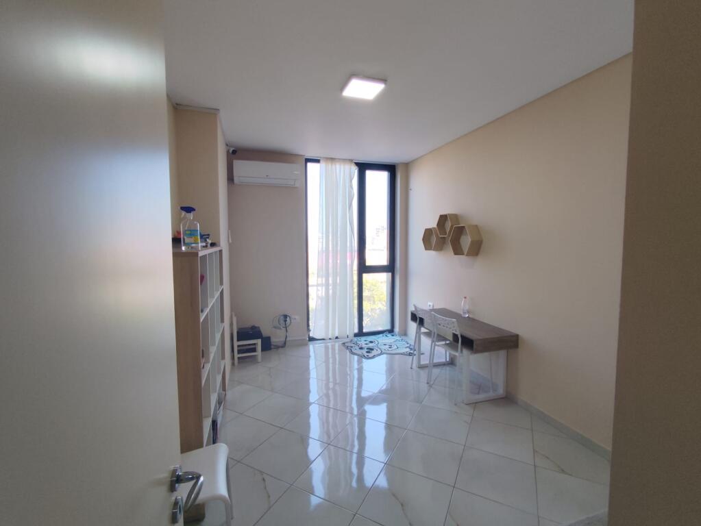 ambiente per ufficio o clinica, via Kavaja