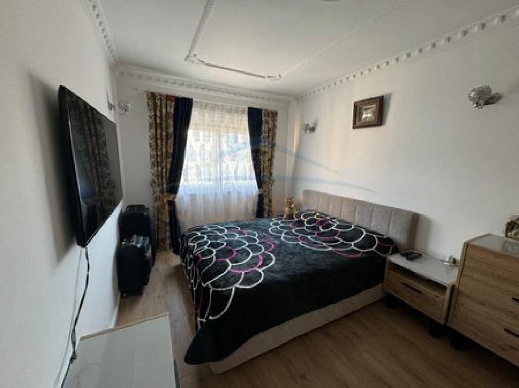 For sale, Apartment 3+1+2+Storage, Laprakë, Tirana.
