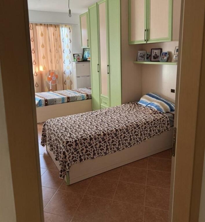 Apartament 2+1 me qira ne Fresk.