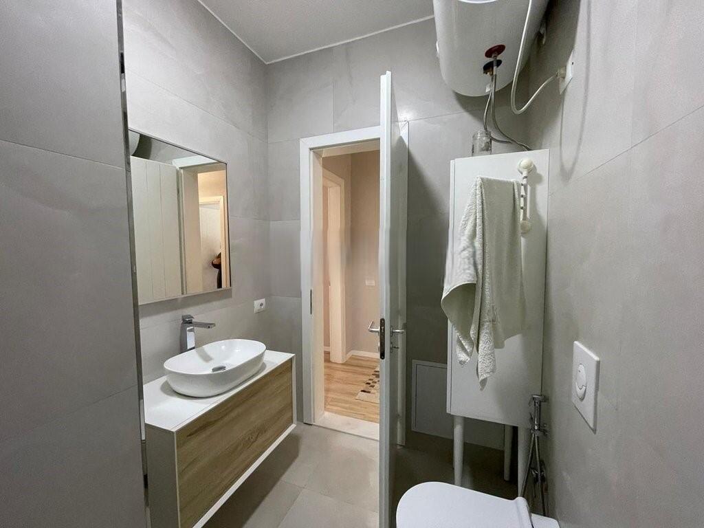 Apartament 2+1 per Qira prane Shkolles "Mihal Grameno"! 750 € /Muaj