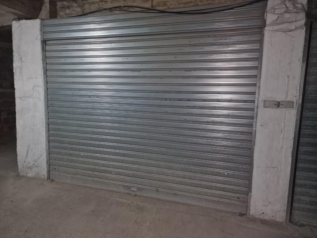 Shitet apartament 3+1+2 tualete+garazhd te mbyllur ne Fresk
