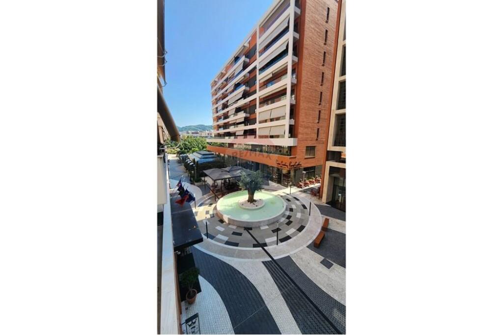 AMBIENTE COMMERCIALE IN AFFITTO, COMPLESSO DELIJORGJI!