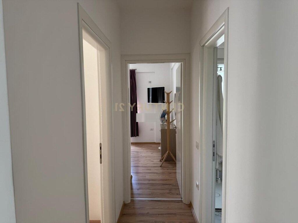 OFFERED APARTMENT 2+1+2 PARKING SPACES, AT DRY LAKE