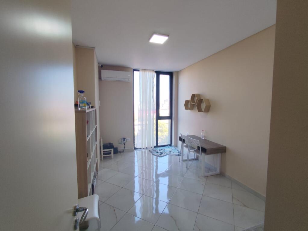 ambiente per ufficio o clinica, via Kavaja