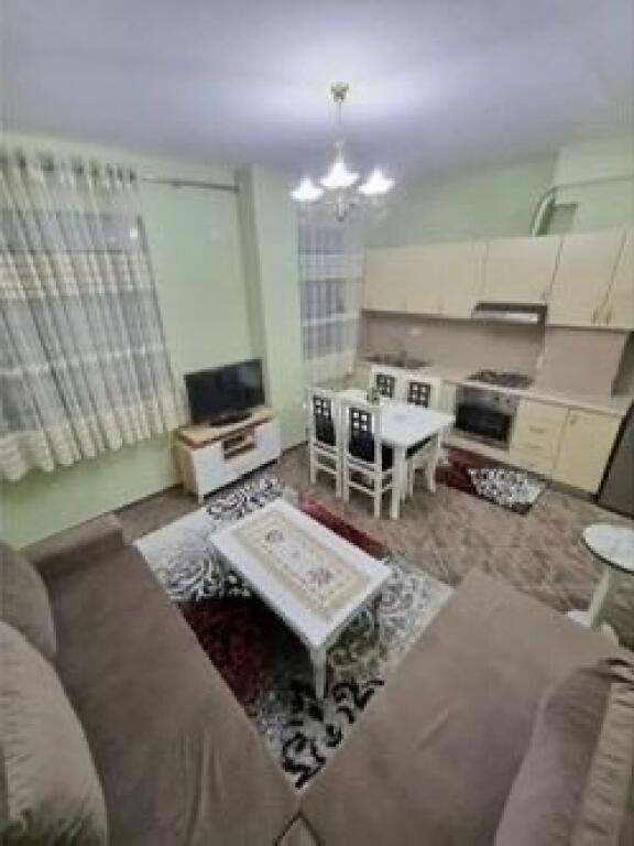 Apartament 1+1 per shitje, Liqeni i Thate!