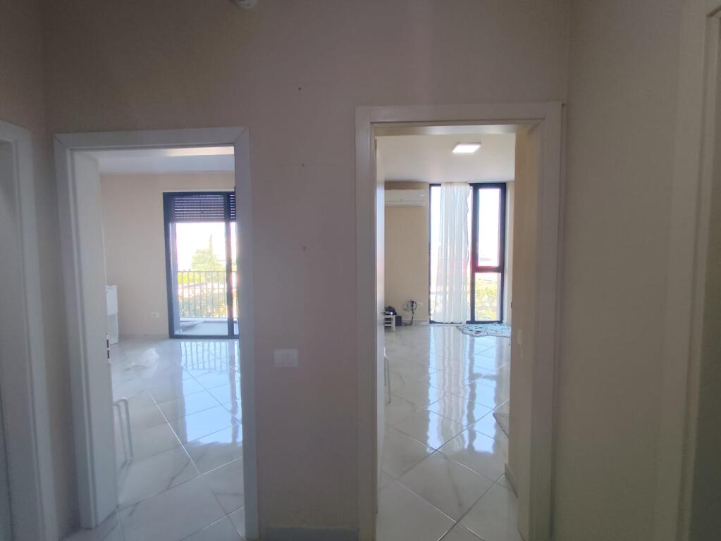 ambiente per ufficio o clinica, via Kavaja