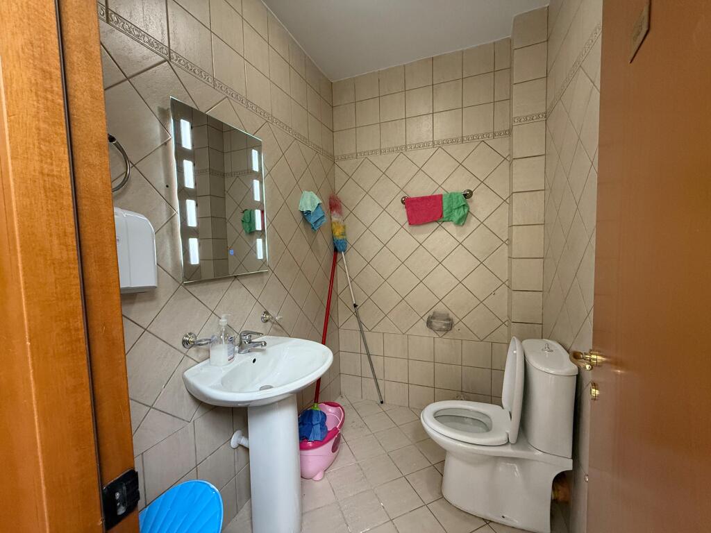 Ambient Multifunksional me Qira – Vendndodhje Premium!