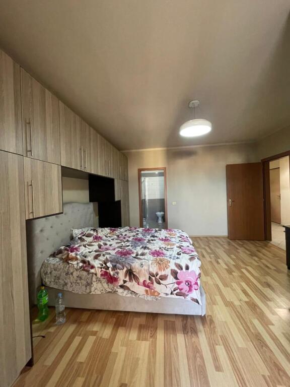 Shitet Apartament ne Astir, tek Kastrati afer me vilen L