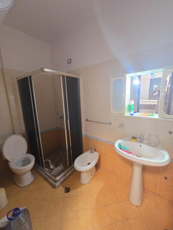 APARTAMENT 2+1 PER SHITJE PRANE ZONES SE KAZAZIT, DR