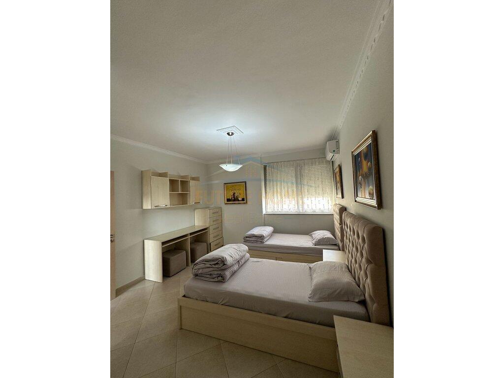 Qera, Apartament 2+1, Pazar i Ri